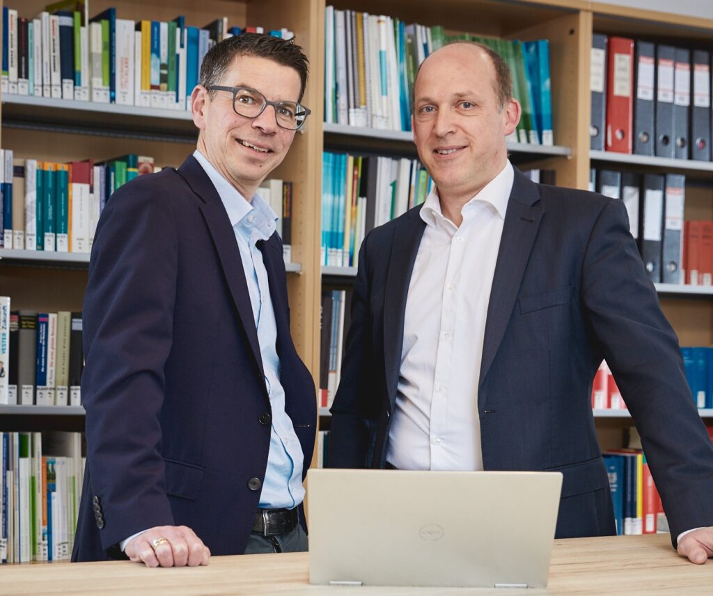 Fabian Pause (links) und Thorsten Müller im Gespräch.